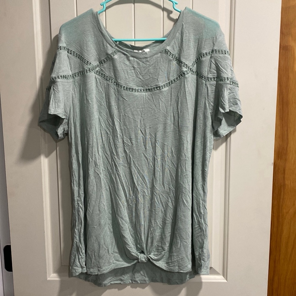 Maurice’s XL Shirt